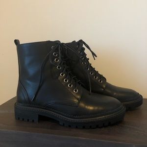 NEW! Steve Madden booties